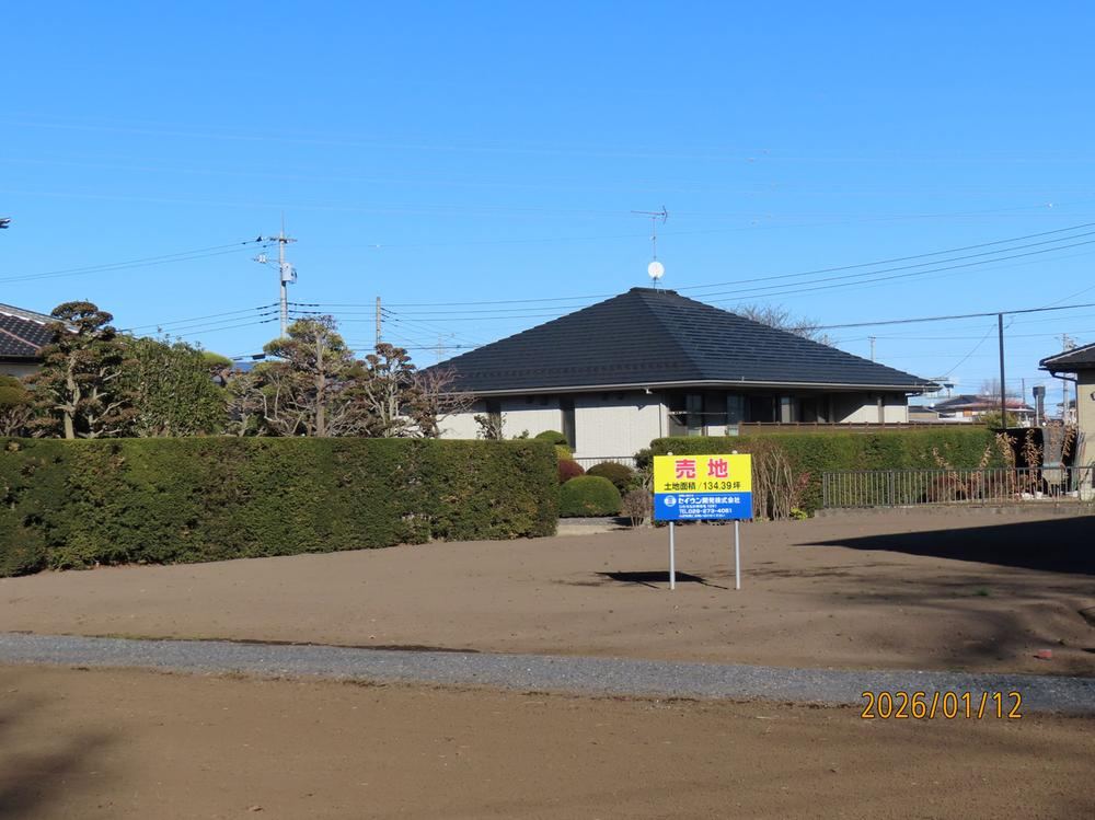 Spacious Land Near Elementary School - Photo 1