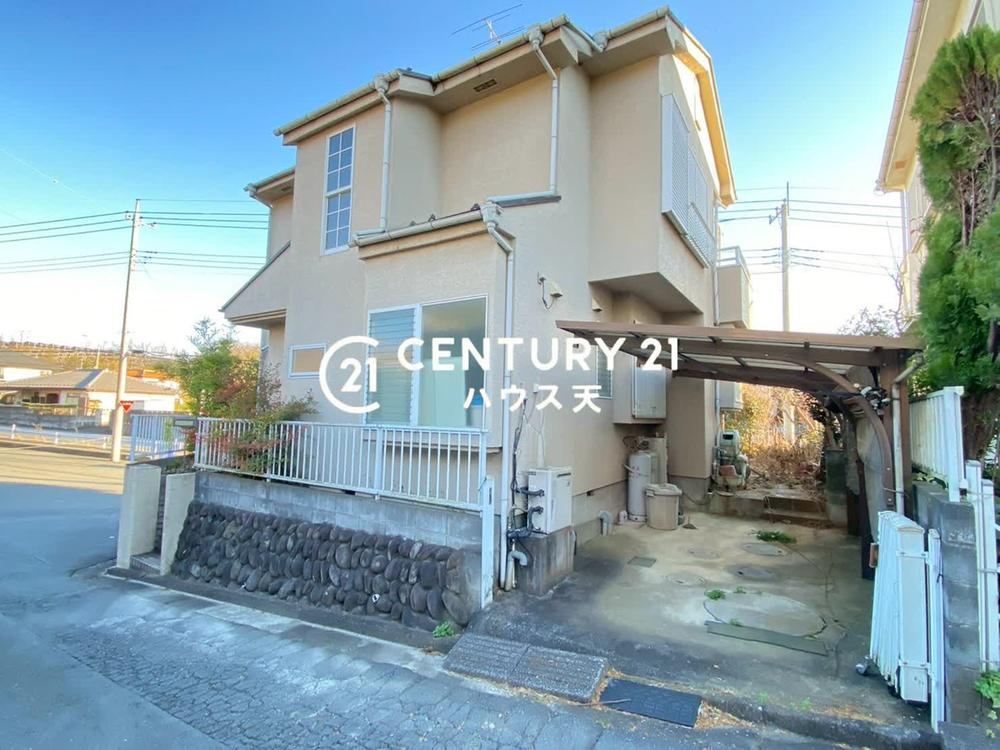 Sunny 4LDK House Near Convenience Store in Yoshimi Town - Photo 1