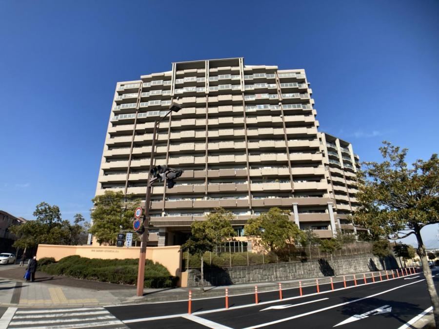 4LDK apartment in Yawata, Kyoto - Photo 1