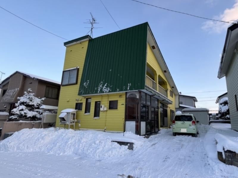 Spacious 6SLDK House with Garden in Eniwa - Photo 1