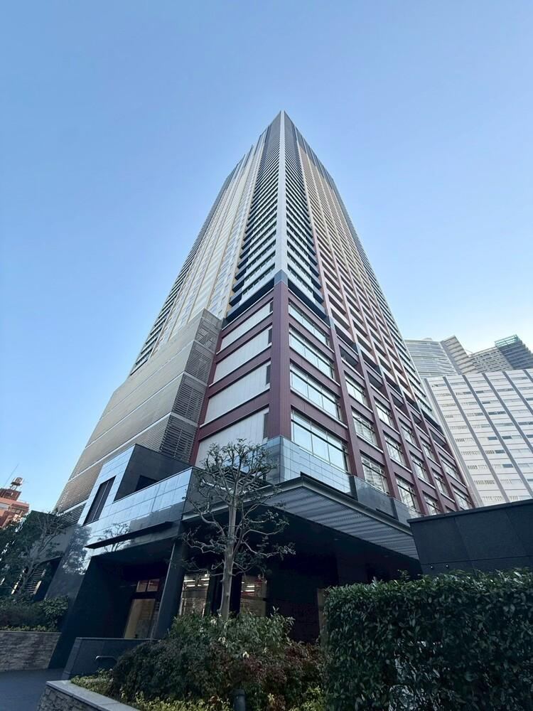 Modern 1LDK Apartment in Higashi-Ikebukuro - Photo 1