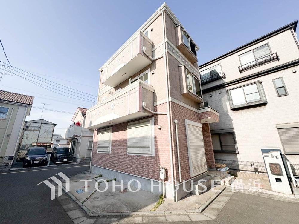 Spacious 4LDK Renovated Home with Ample Storage in Kawasaki - Photo 1