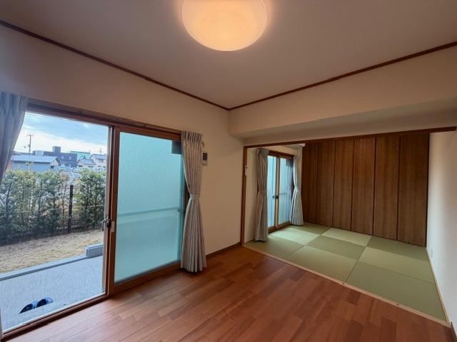 2LDK apartment in Himeji, Hyogo - Photo 1