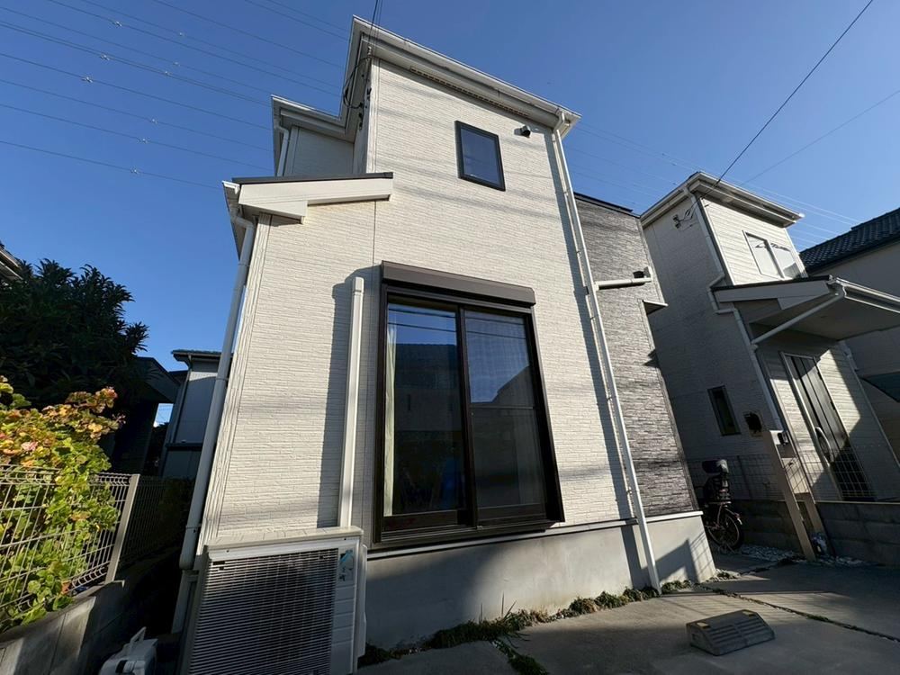 Spacious 4LDK House with Parking in Soka - Photo 1