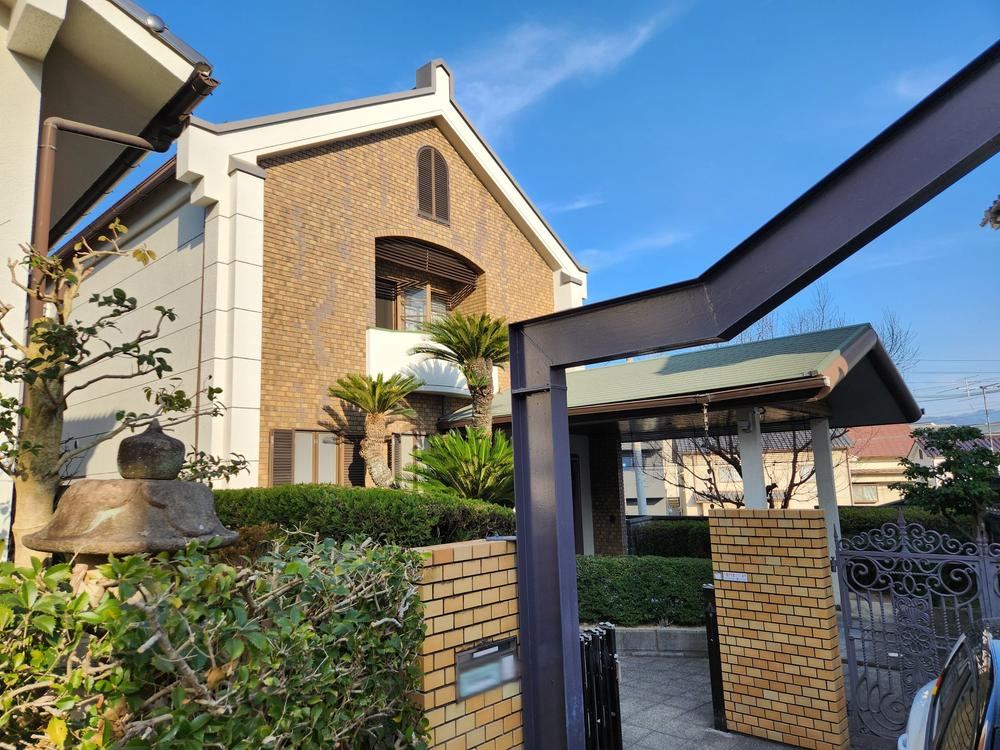 7LDK house in Asaminami Ward, Hiroshima - Photo 1