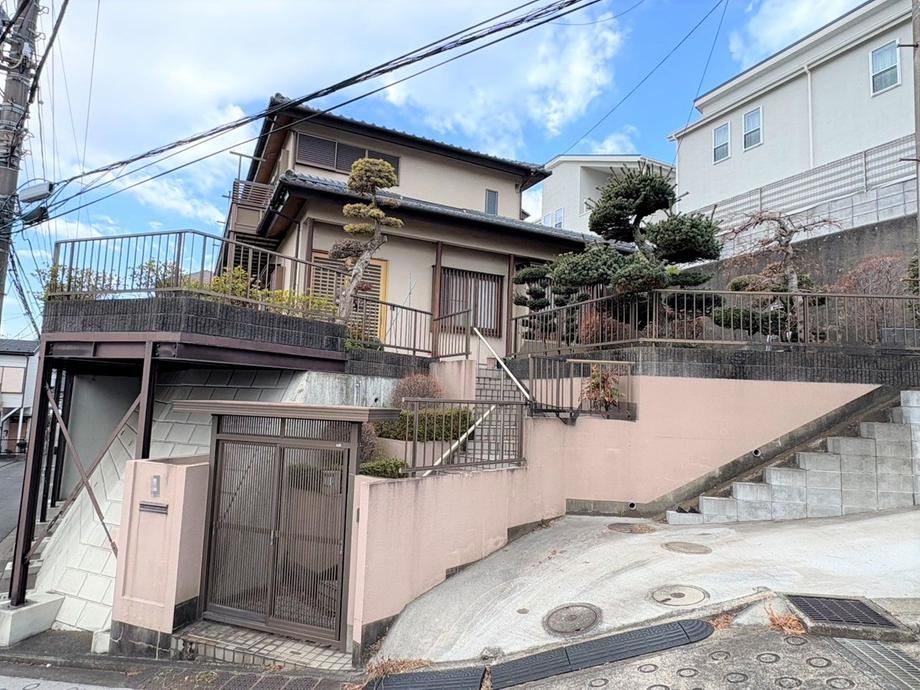 Charming 5LDK Home in Ichizawa-cho - Photo 1