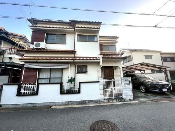 Spacious 5DK House in Matsubara - Photo 1