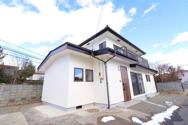 Family-Friendly 4LDK Home with Modern Amenities in Nagano - Photo 1