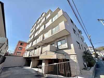 3LDK apartment in Hachioji, Tokyo - Photo 1