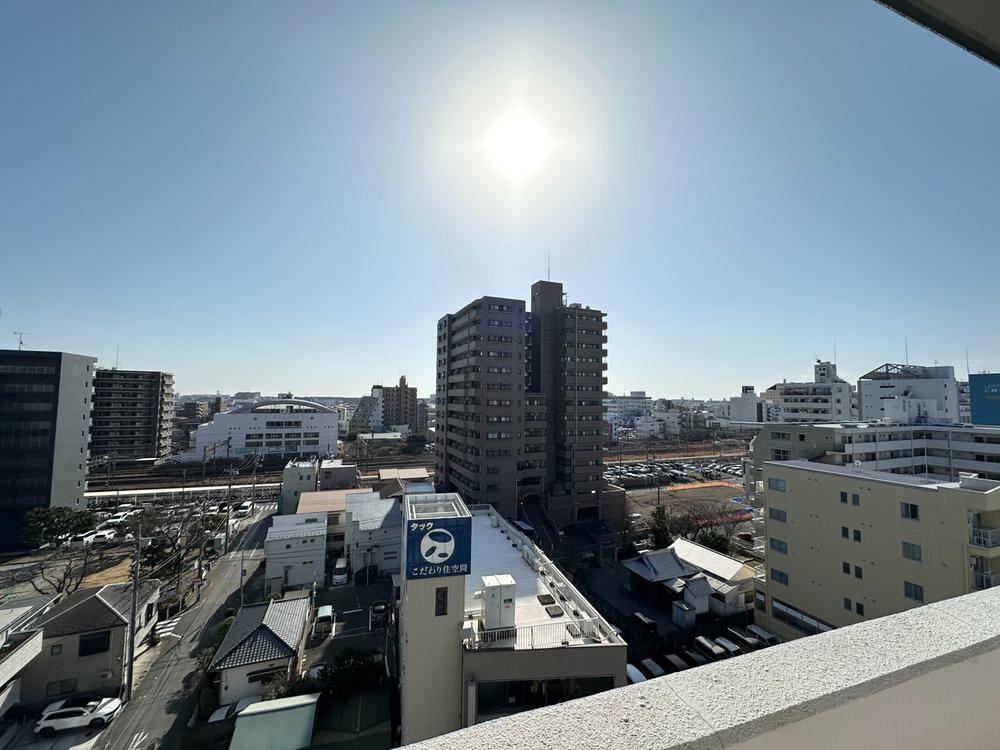 Bright 2LDK Apartment Near Hiratsuka Station - Photo 1