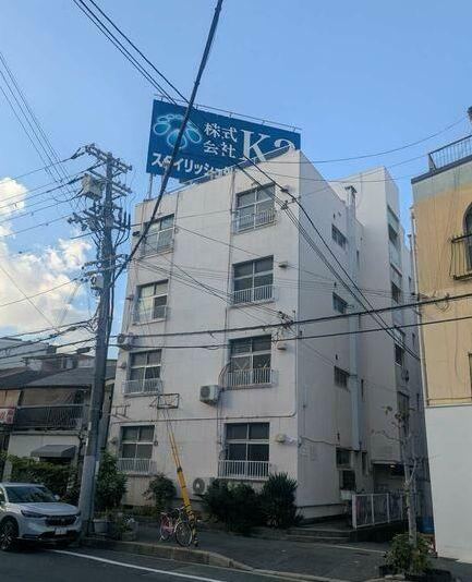 Versatile 1DK Detached House in Yodogawa, Osaka - Photo 1