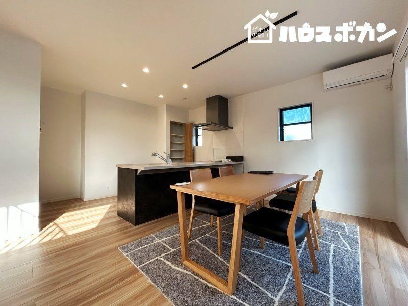 Bright 3LDK Detached House in Kitagata - Photo 1