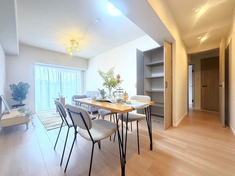 2LDK+S apartment in Asaminami Ward, Hiroshima - Photo 1