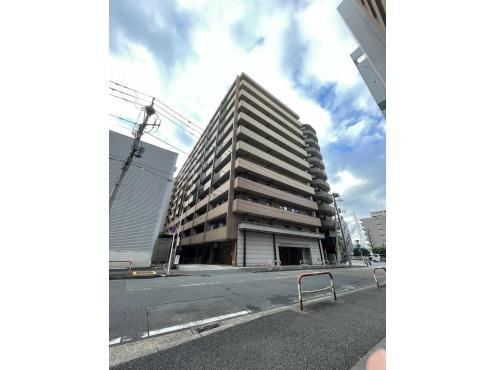 Renovated 3LDK Apartment in Shin-Yokohama - Photo 1