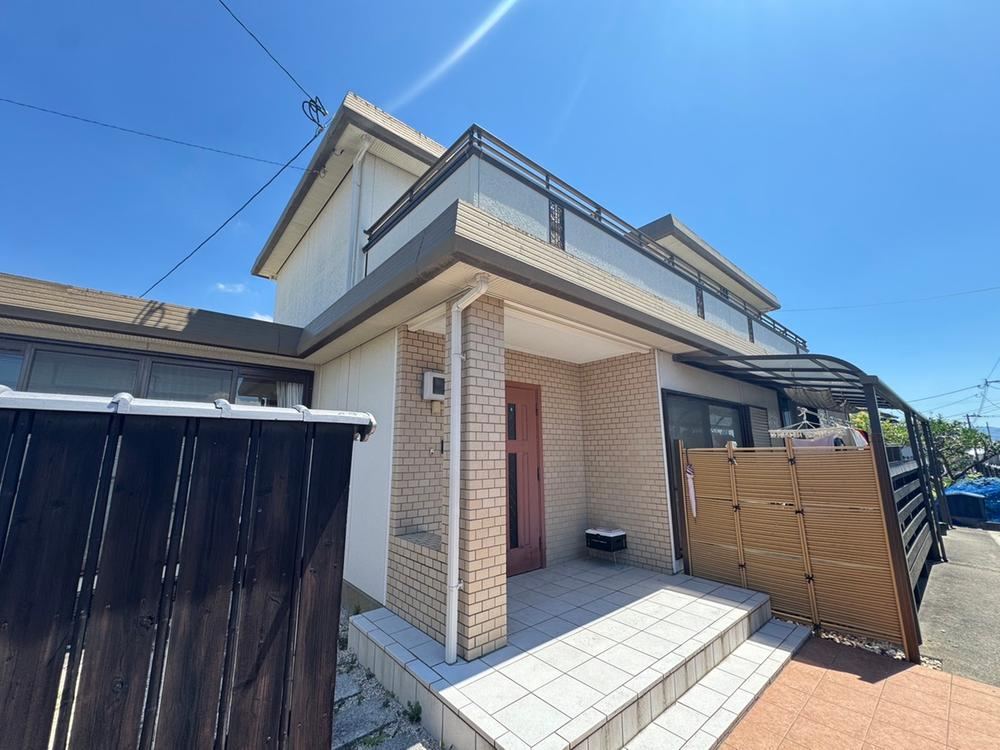 Spacious 4LDK House with Garage in Asakura - Photo 1
