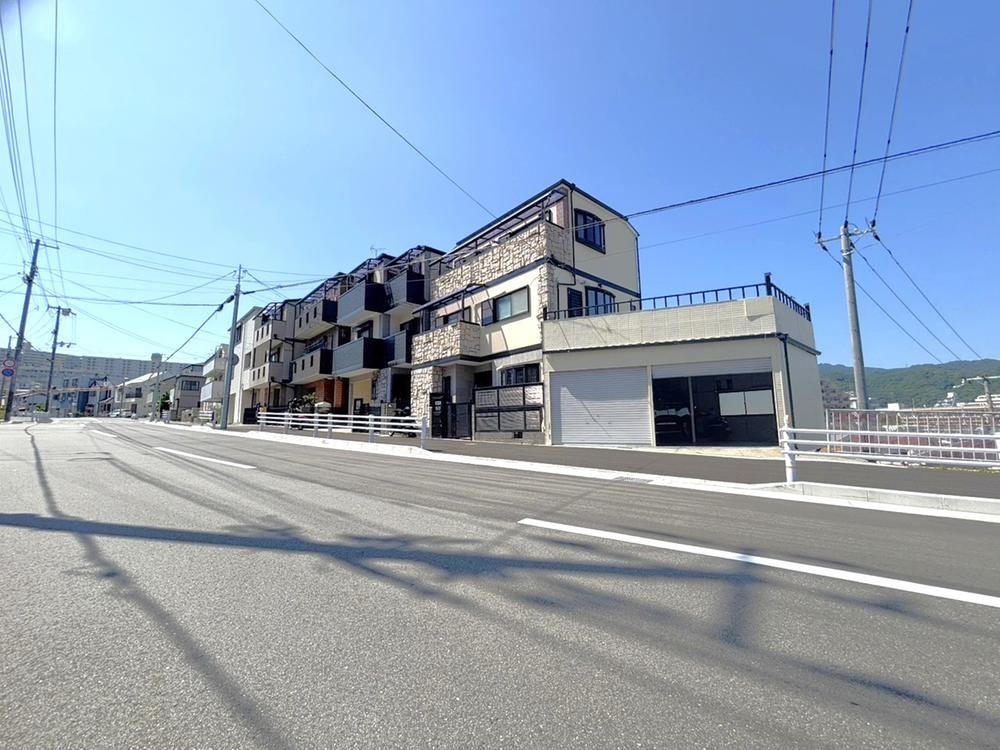 Charming 4LDK House in Hyogo - Photo 1