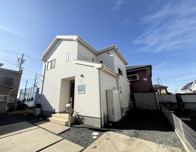 Modern 4LDK Home Near Fukuda Elementary - Photo 1