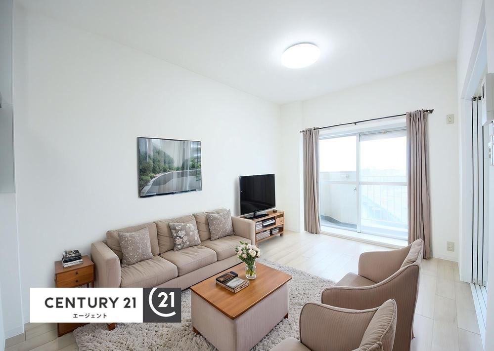 3LDK apartment in Nishi Ward, Niigata - Photo 1