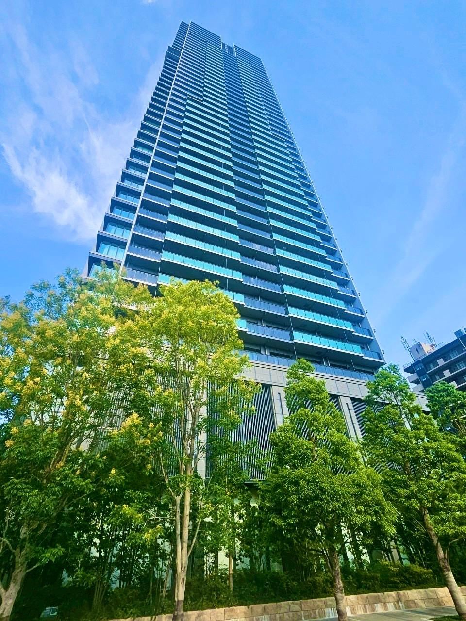 2LDK apartment in Nishi Ward, Osaka - Photo 1