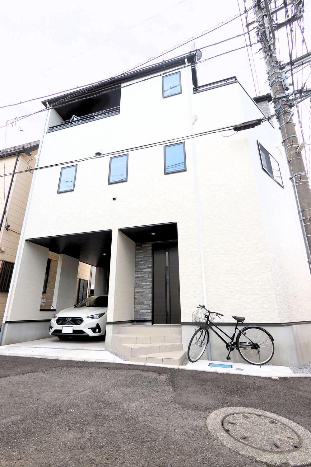 Modern 4LDK Home in a Prime Location in Maruyama - Photo 1