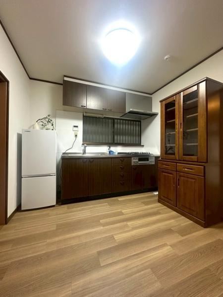 Modern 3DK House with AC and Refrigerator - Photo 1
