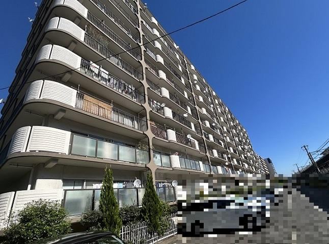 Newly Renovated Apartment with After-Service Guarantee - Photo 1