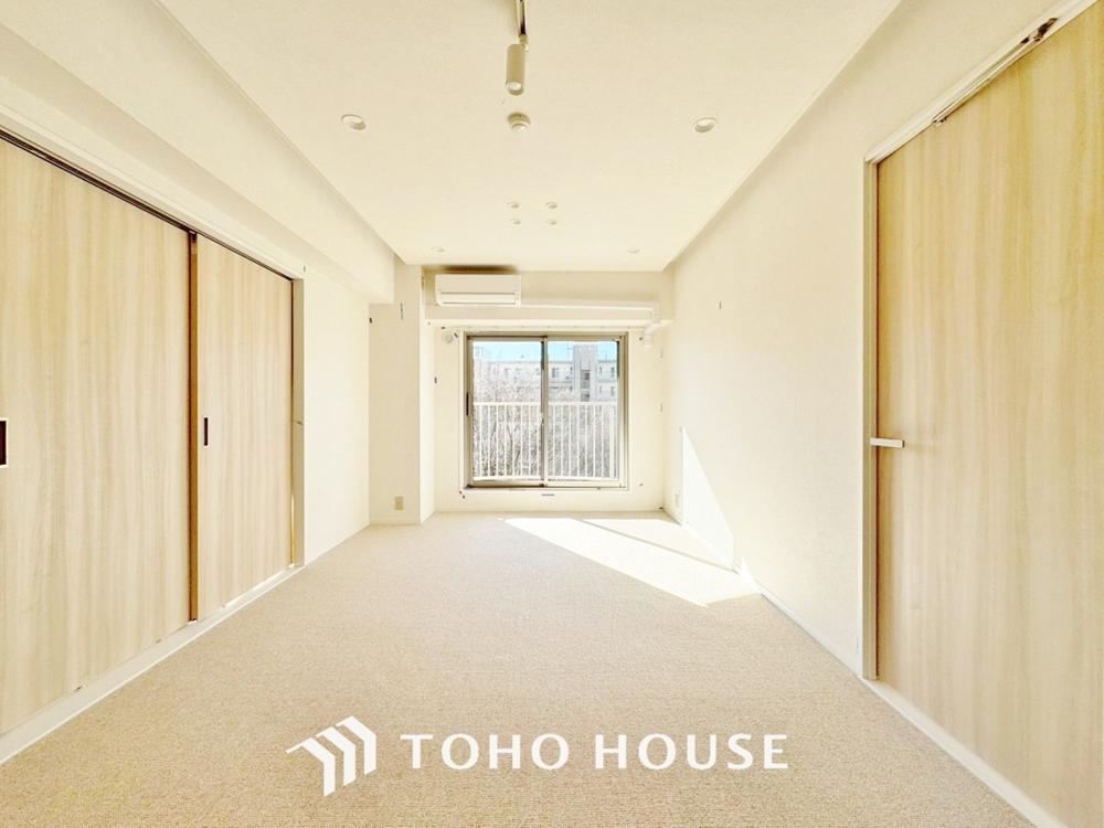 Spacious 4LDK Apartment with Great Views in Shin-Matsudo - Photo 1