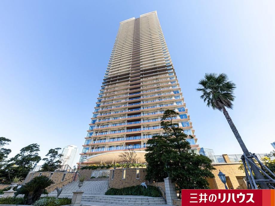 2LDK apartment in Chuo Ward, Tokyo - Photo 1