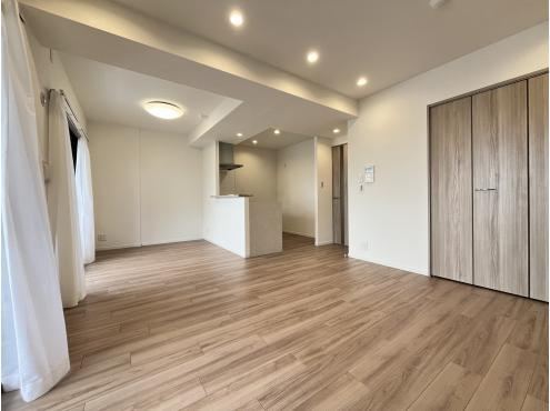 Bright 2LDK Apartment in Kugahara - Photo 1