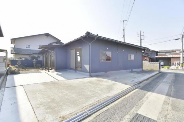 Renovated 4LDK Detached House in Hayataka - Photo 1