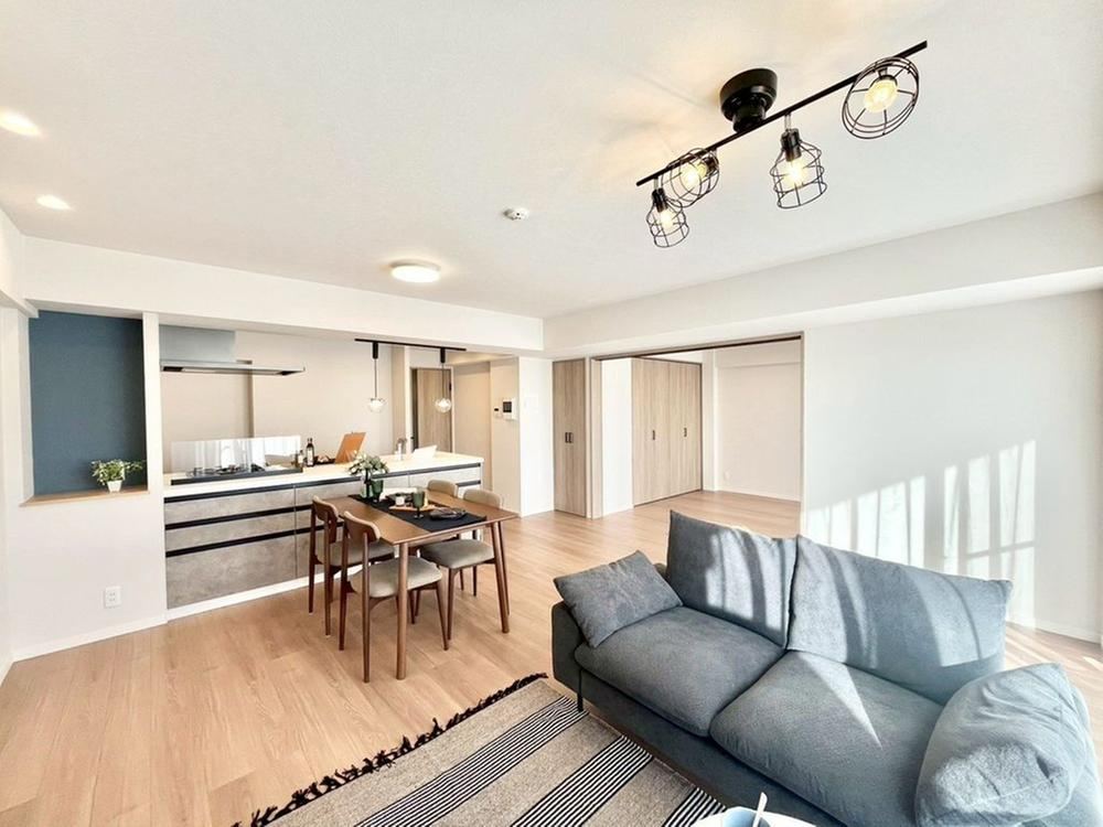 Spacious 3LDK Apartment in Higashi-Narashino - Photo 1