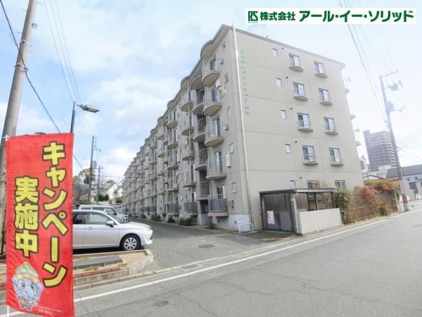 3LDK apartment in Fuchu, Aki District, Hiroshima - Photo 1