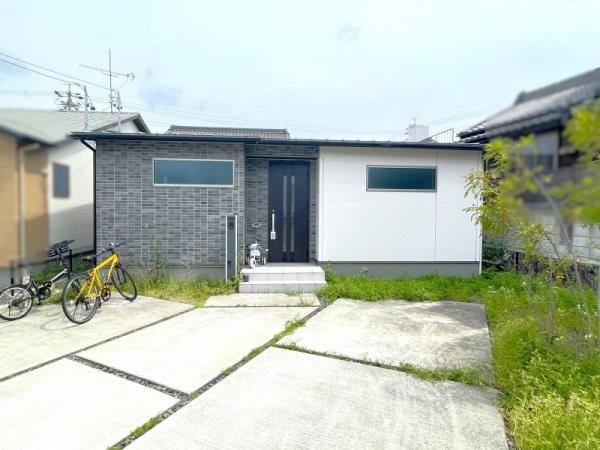 Charming 4LDK Detached House with Garden in Nishiki, Hekinan - Photo 1