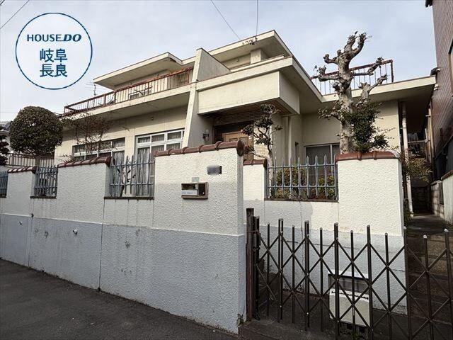 214 m² land in Gifu, Gifu - Photo 1