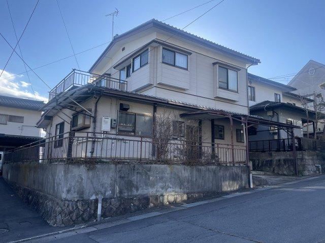 Spacious 7DK House with Lake Views in Okaya - Photo 1