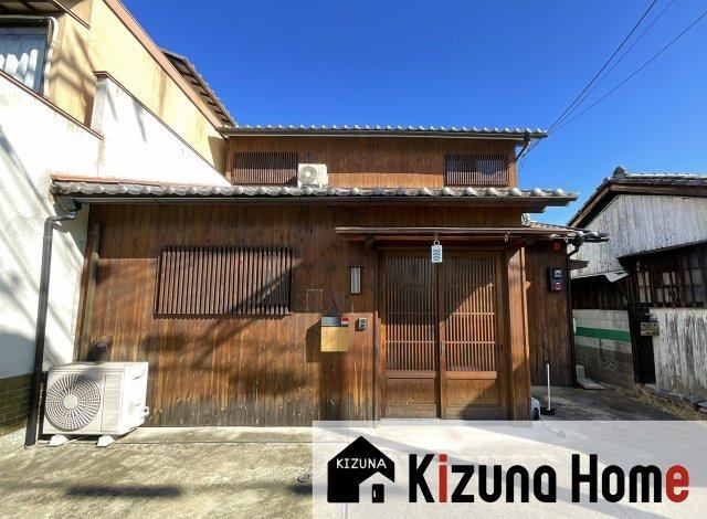 Renovated 3LDK Home in Fukakusa - Photo 1