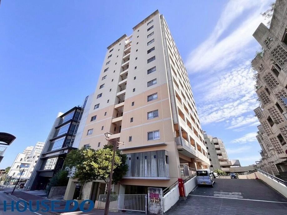 studio apartment in Naha, Okinawa - Photo 1
