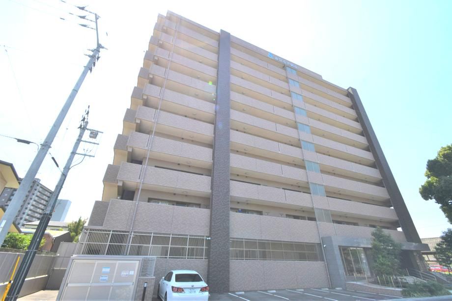 3LDK+S apartment in Marugame, Kagawa - Photo 1