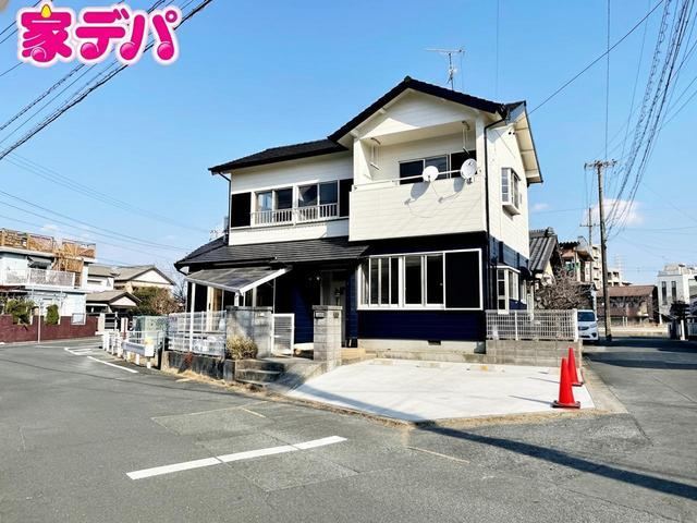 4LDK House with Southern Exposure and Japanese Room in Toyohashi - Photo 1