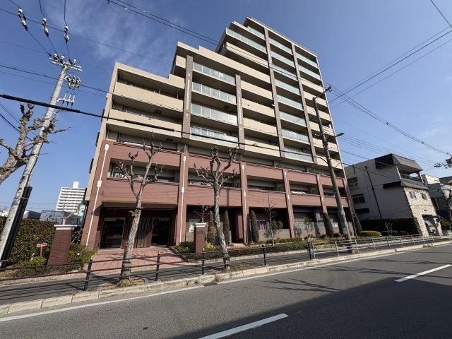 3LDK apartment in Suminoe Ward, Osaka - Photo 1