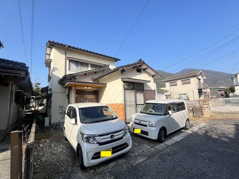 5DK House Near Abe-yama Park Station in Kokura Minami, Kitakyushu - Photo 1