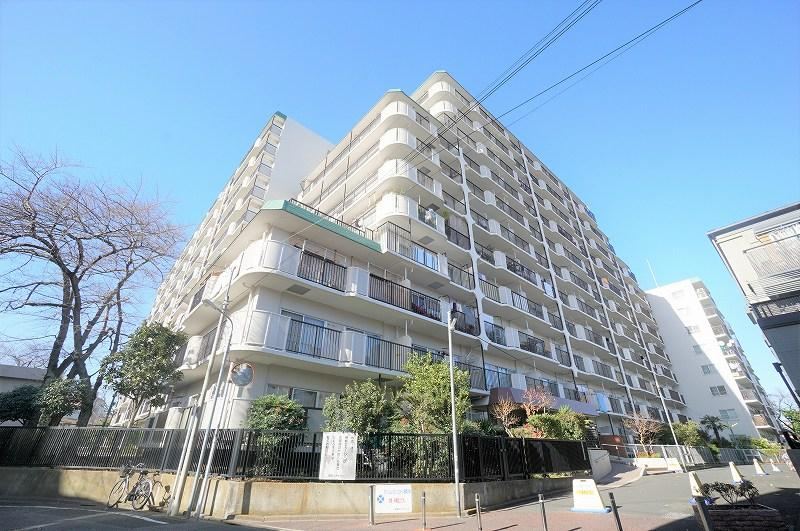 3LDK Apartment with Seismic Reinforcement - Photo 1