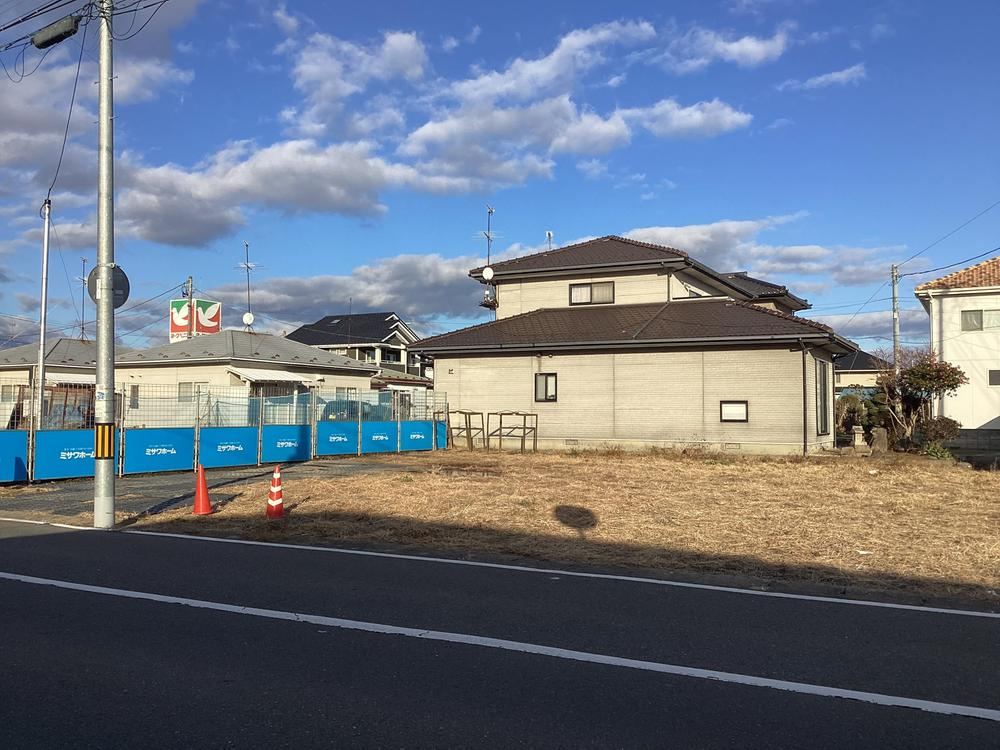 Convenient Land Near Yatom Station - Photo 1