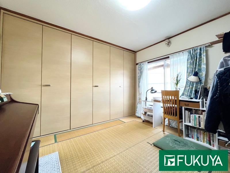3DK apartment in Takatsuki, Osaka - Photo 1