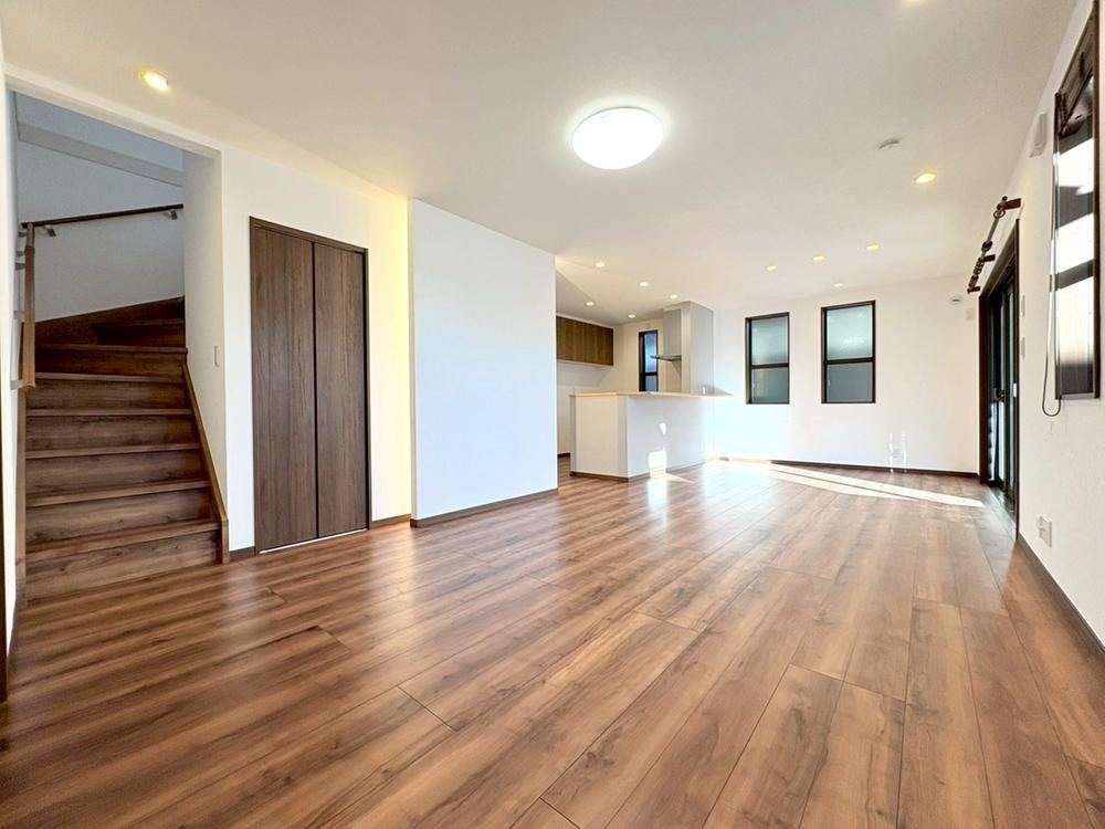 Stylish 3LDK Detached House in Yokohama - Photo 1