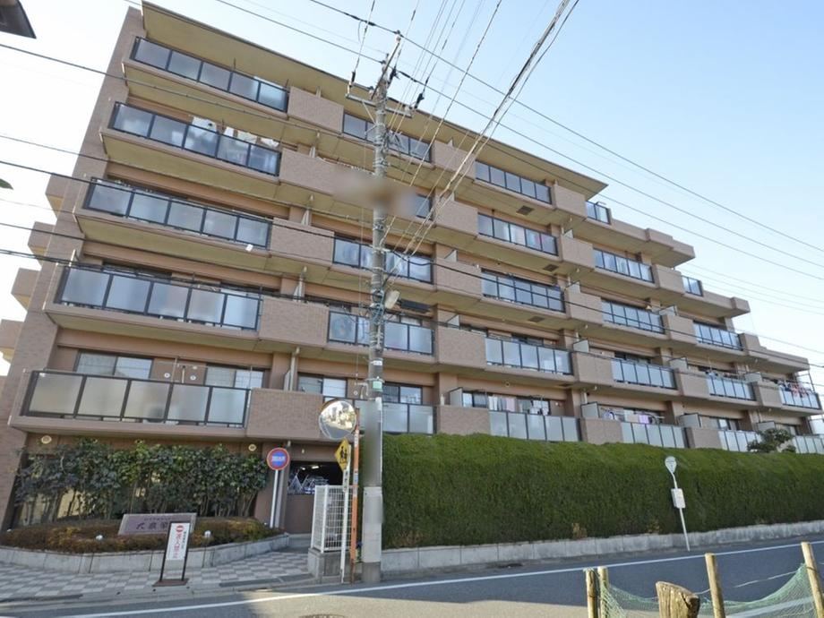 Family-Friendly 3LDK Apartment in Oizumi Gakuen - Photo 1