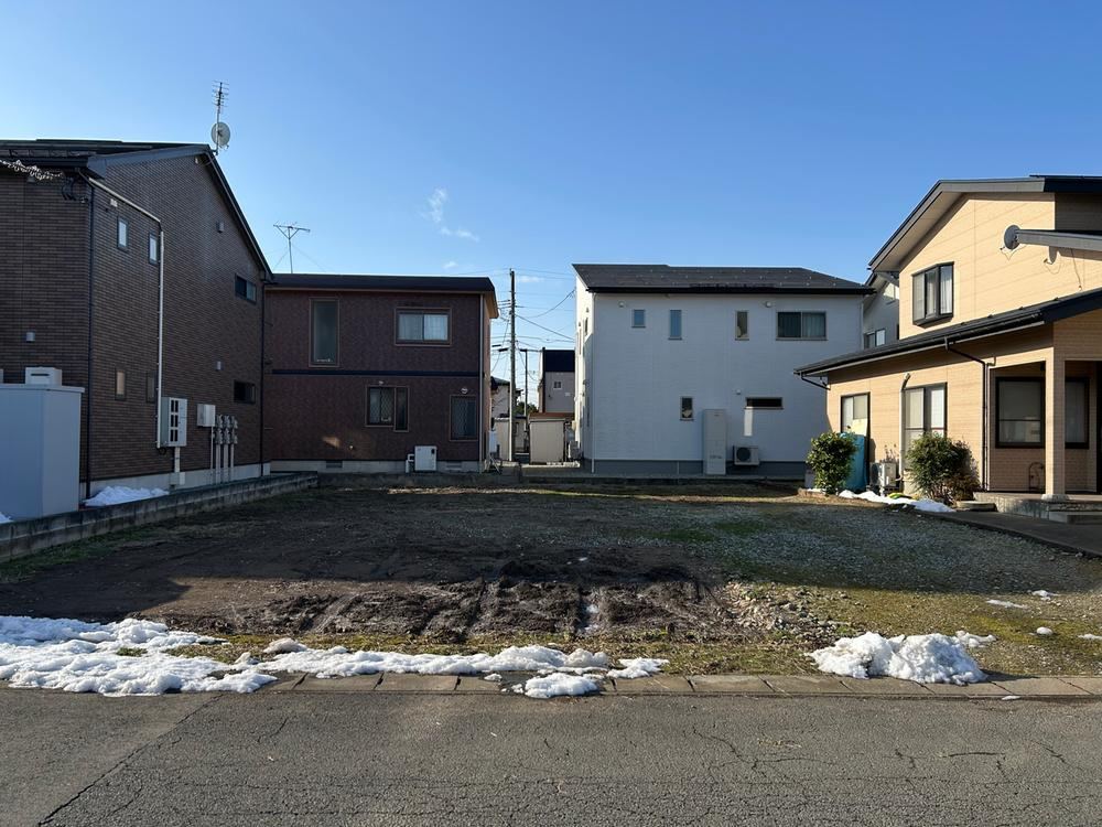 Quiet Residential Land in Tendo City - Photo 1