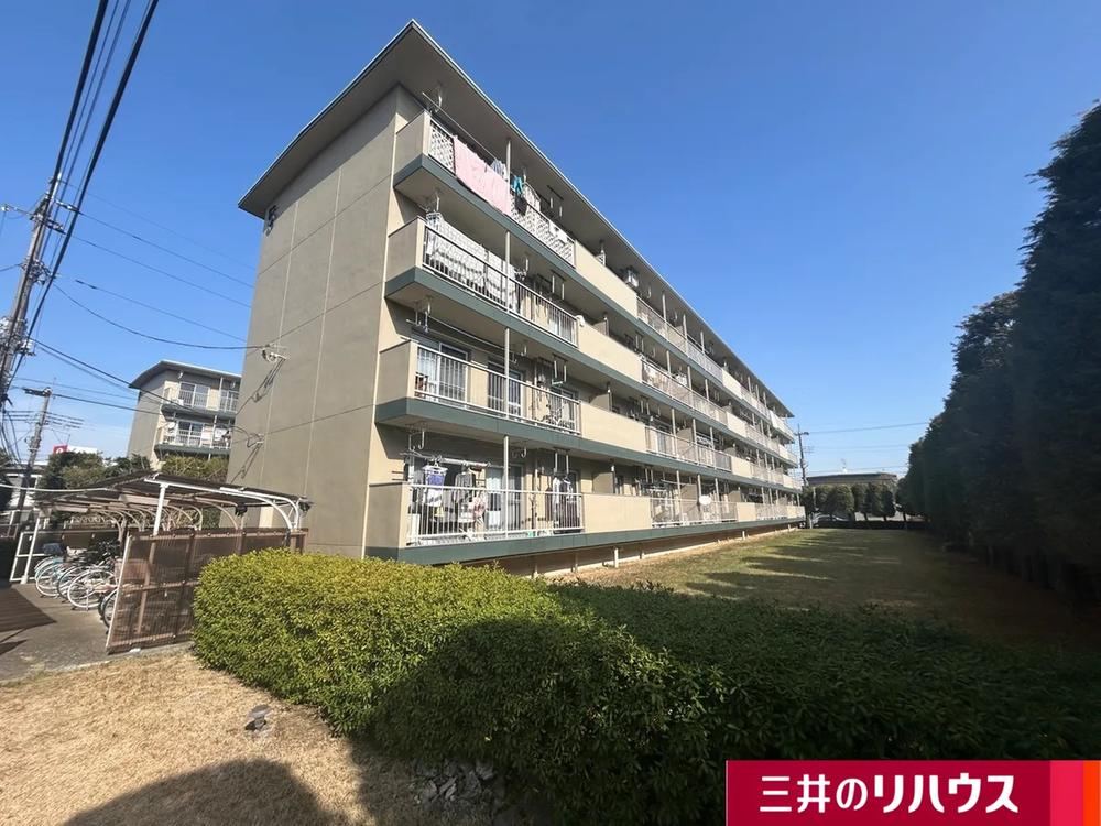 Charming 2LDK Apartment in Yamaguchi, Near Nishi-Tokorozawa Station - Photo 1