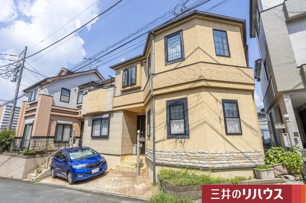 Charming 4LDK House in Kamidai 1, Yokohama - Photo 1