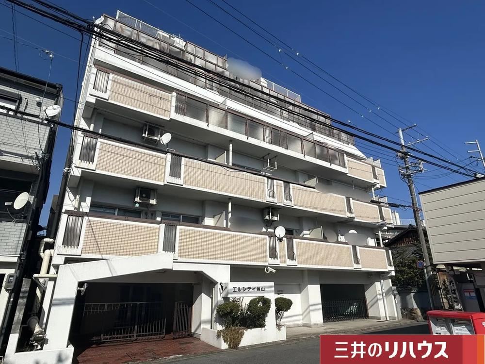 2LDK apartment in Fushimi Ward, Kyoto - Photo 1